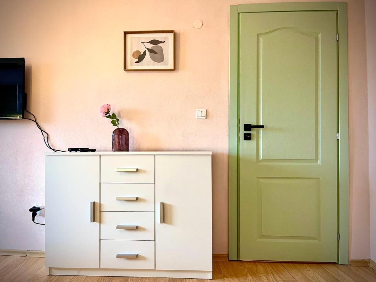 The Green Guest House Of Veliko Tarnovo-Amazing View, Top Location Kültér fotó