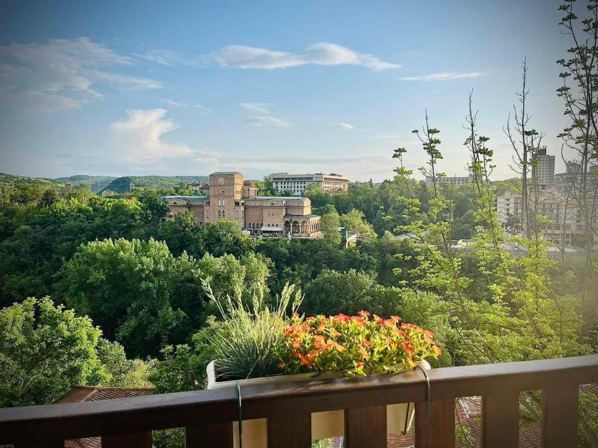 The Green Guest House Of Veliko Tarnovo-Amazing View, Top Location Kültér fotó