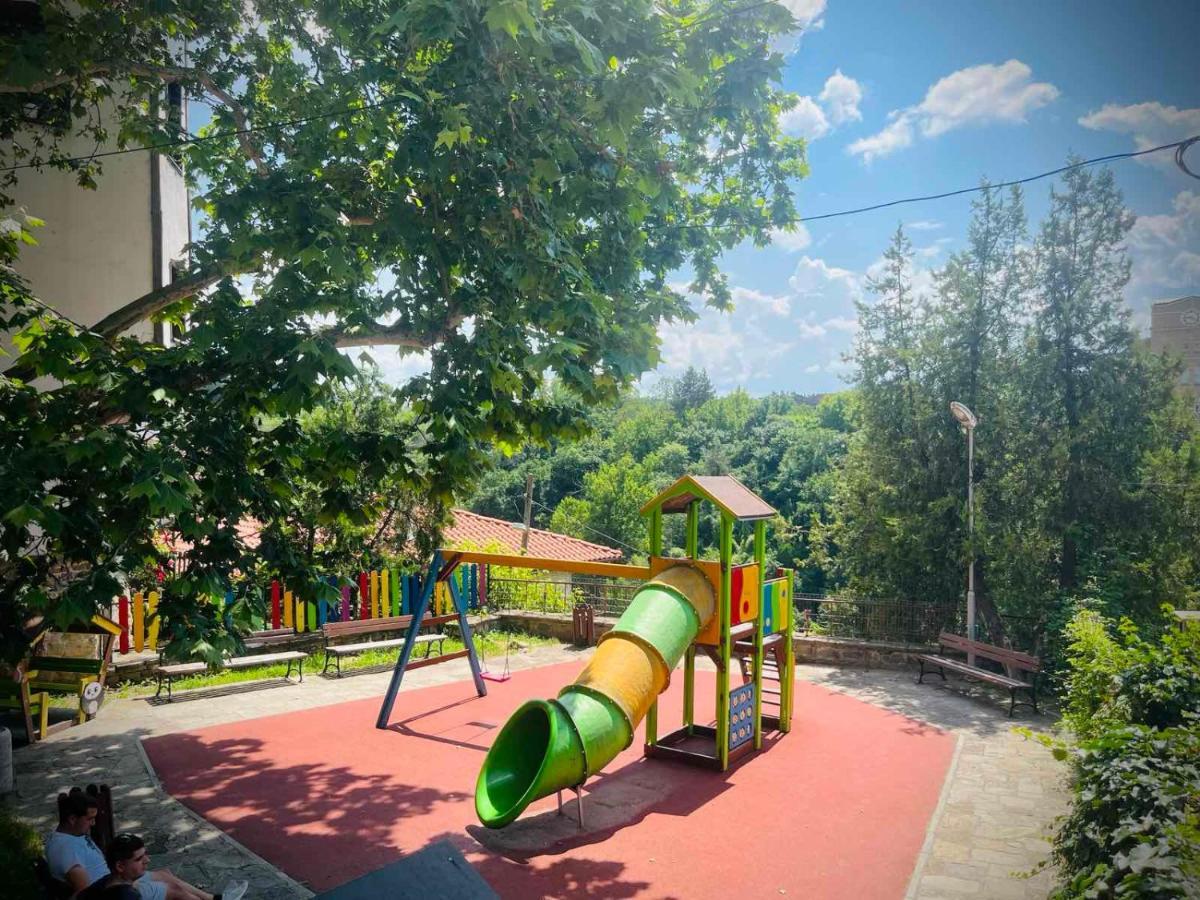 The Green Guest House Of Veliko Tarnovo-Amazing View, Top Location Kültér fotó