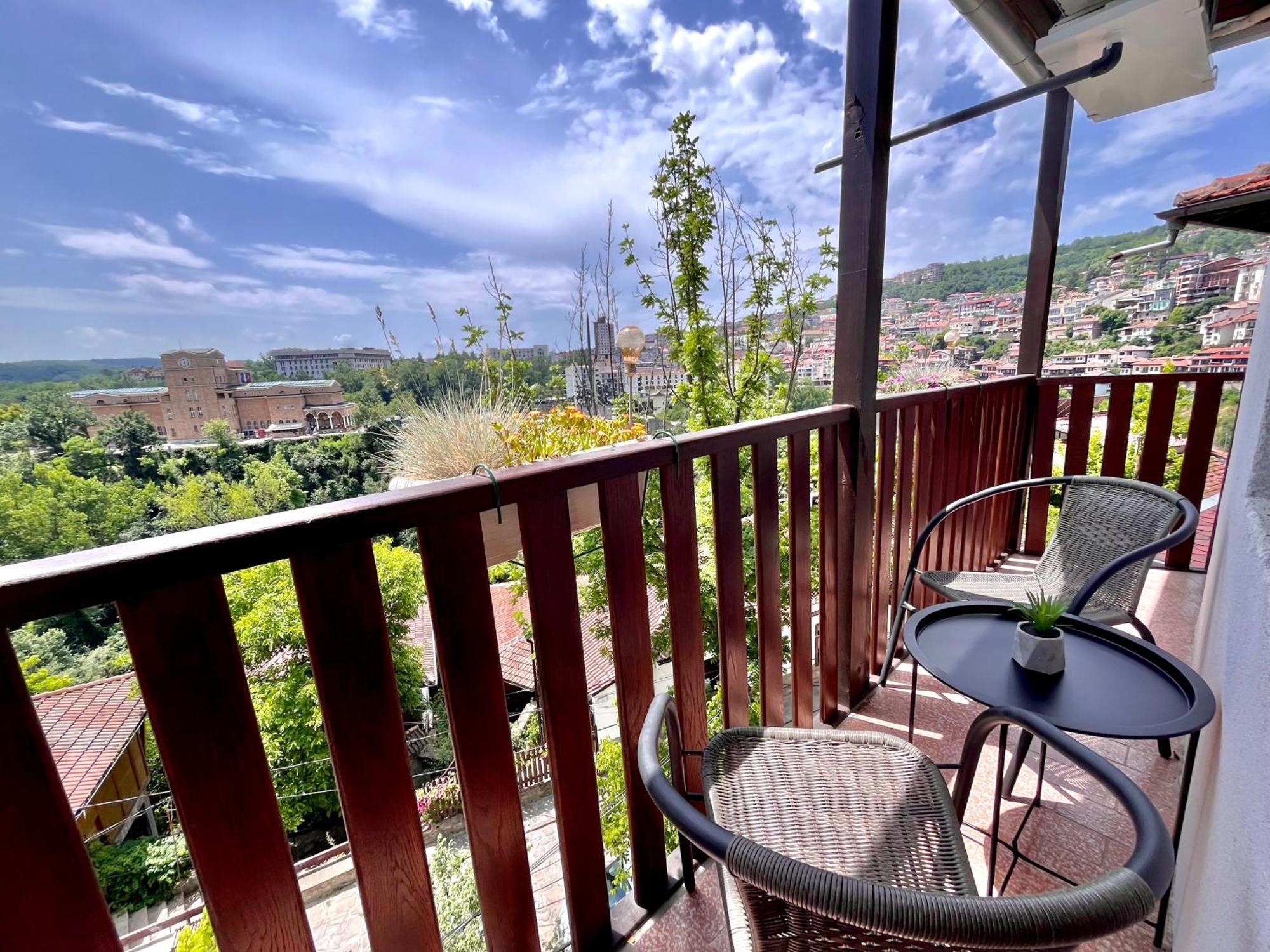 The Green Guest House Of Veliko Tarnovo-Amazing View, Top Location Kültér fotó